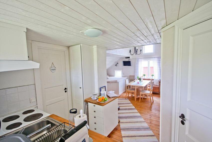 Broby Bed & Breakfast Nykoping Ngoại thất bức ảnh